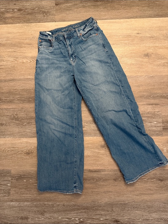 American Eagle Outfitters Denim - American Eagle Outfitters Wide-Leg Jeans in Medium Blue Wash